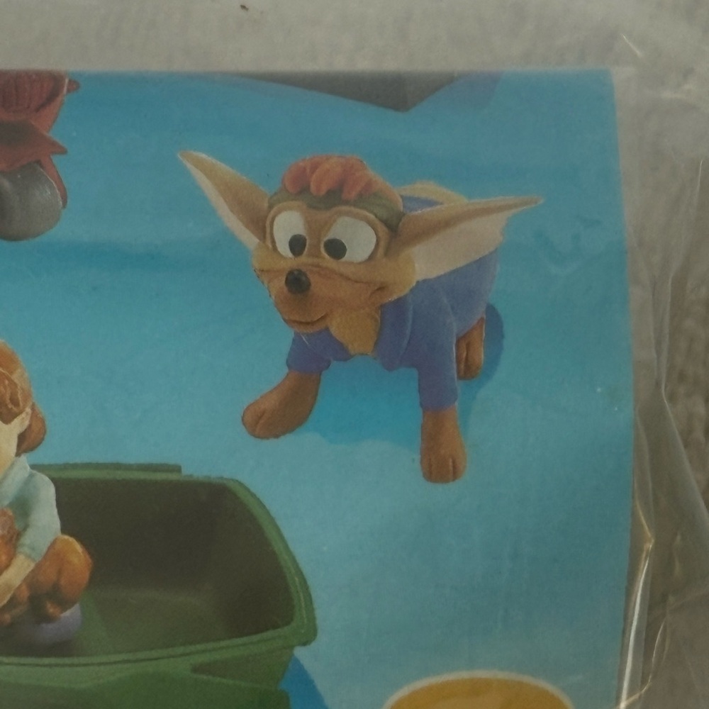 Burger King Kids Meal Vintage Lot Of 2 Sealed Oliver & Company Figures 1996 - Picture 8 of 9